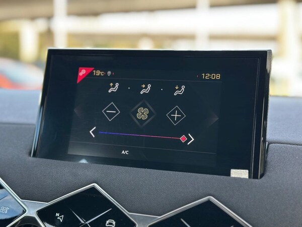 Used DS Automobiles DS 3 Crossback 2020 for sale - 76081023: Photo 18