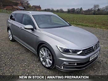 Used Volkswagen Passat 2015 for sale - 77835925: Photo