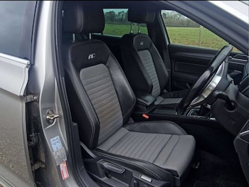 Used Volkswagen Passat 2015 for sale - 77835925: Photo