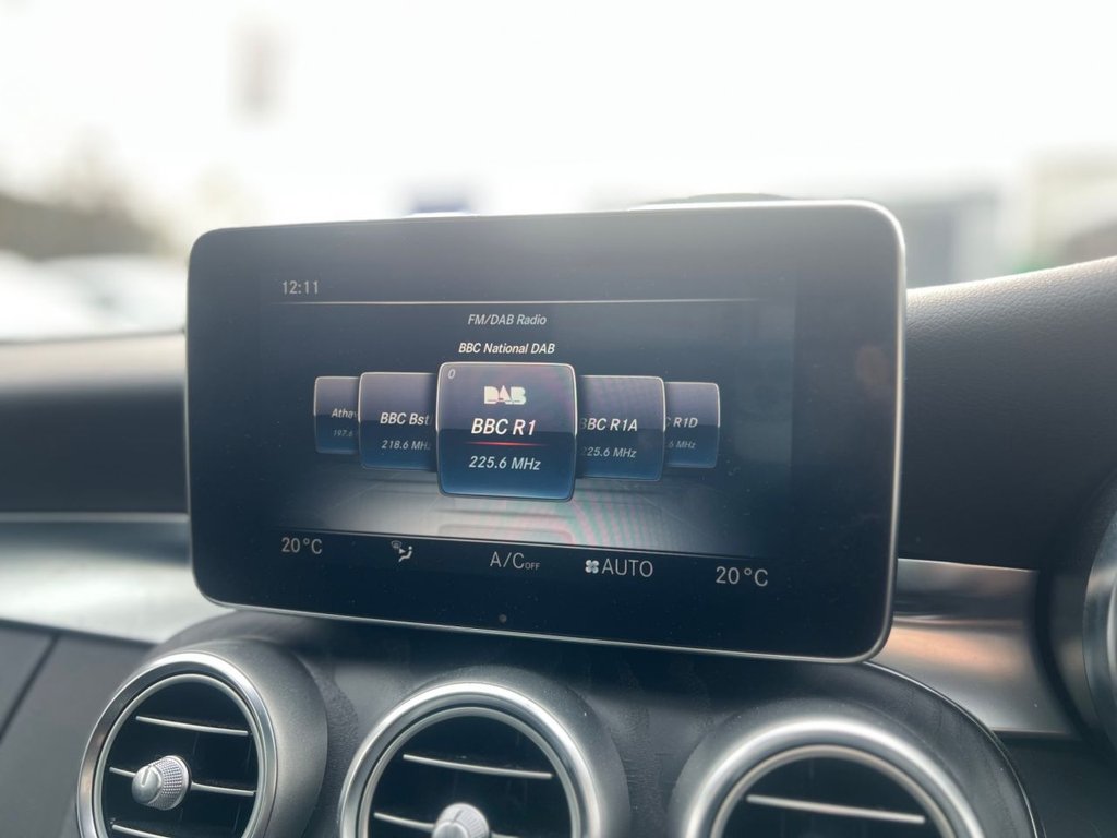 Used Mercedes-Benz C Class 2017 for sale - 77582884: Photo 8