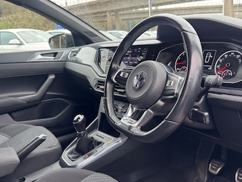 Used Volkswagen Polo 2019 for sale - 77821197: Photo