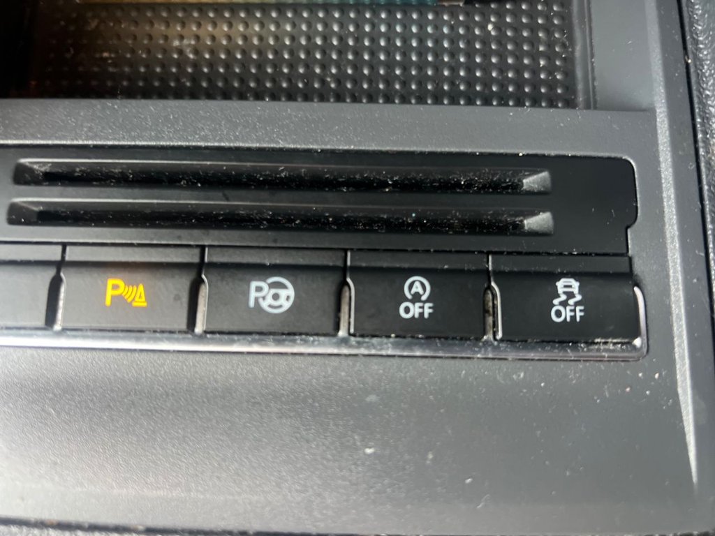 Used Volkswagen Touran 2013 for sale - 77188522: Photo 14