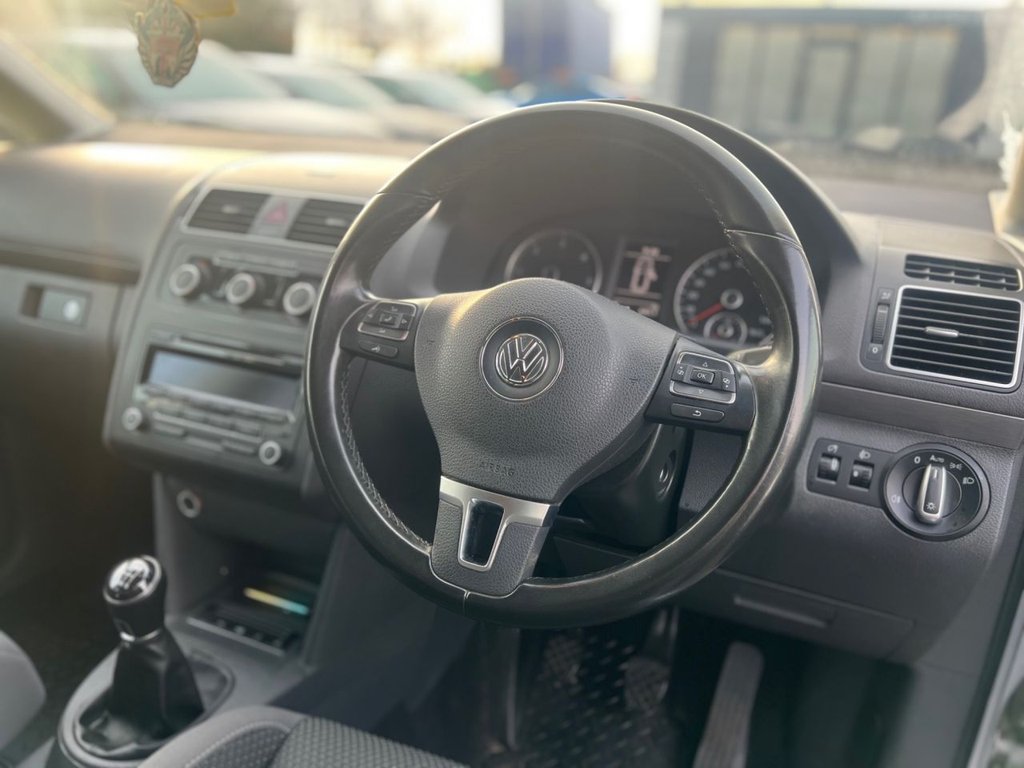 Used Volkswagen Touran 2013 for sale - 77188522: Photo 6