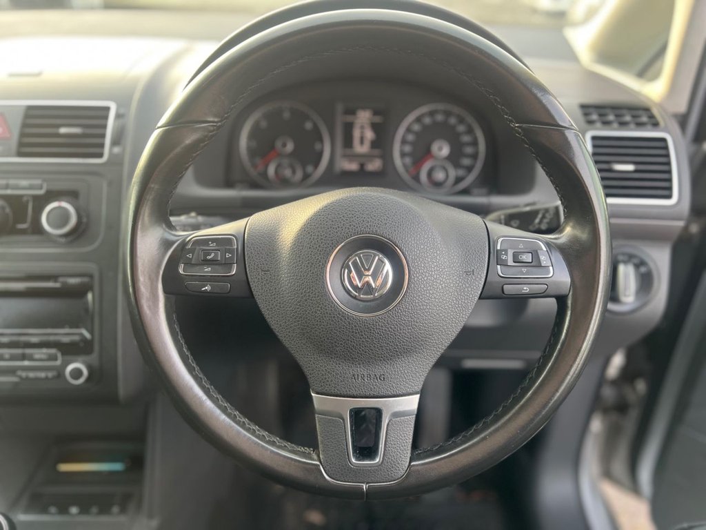 Used Volkswagen Touran 2013 for sale - 77188522: Photo 9
