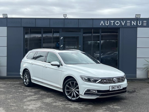 Used Volkswagen Passat 2017 for sale - 76333896: Photo 2