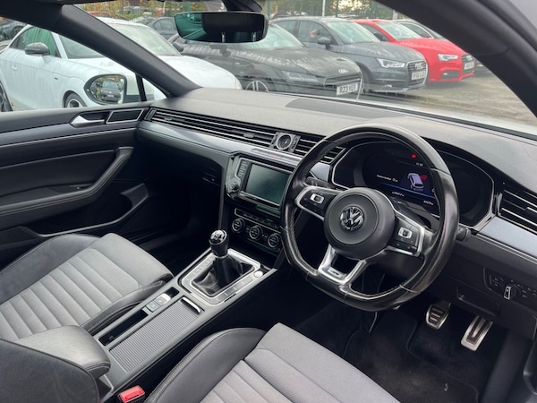 Used Volkswagen Passat 2017 for sale - 76333896: Photo 6