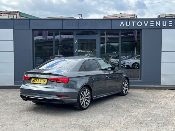 Used Audi A3 2018 for sale - 75264130: Photo 4