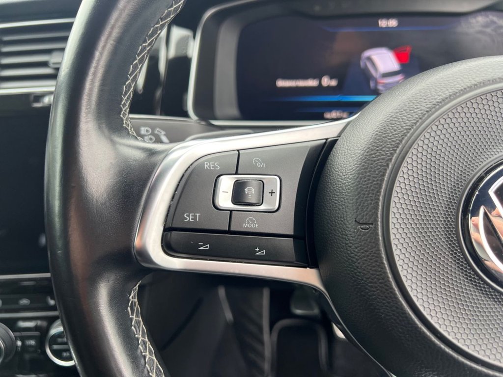 Used Volkswagen Golf 2018 for sale - 78110497: Photo 11