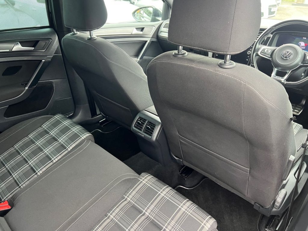 Used Volkswagen Golf 2018 for sale - 78110497: Photo 28