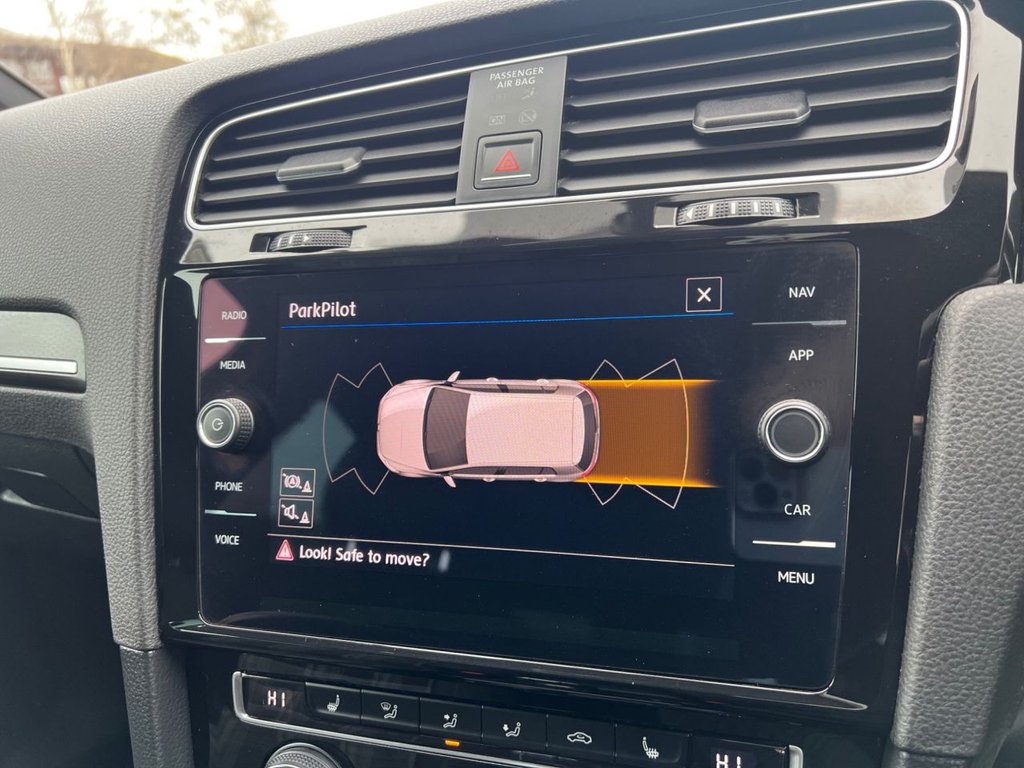 Used Volkswagen Golf 2018 for sale - 78110497: Photo 7