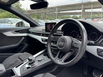 Used Audi A4 Avant 2018 for sale - 78738420: Photo