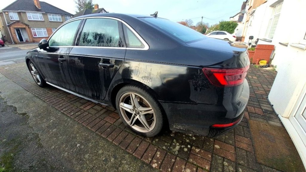 Used Audi A4 2018 for sale - 77534857: Photo 2