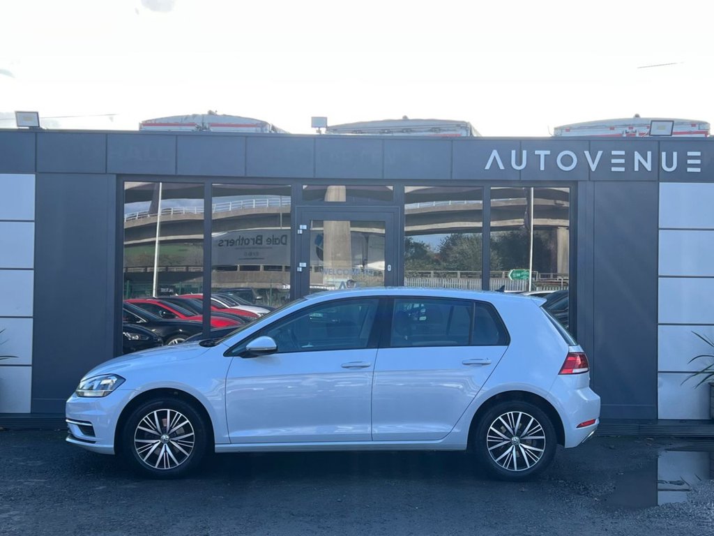 Used Volkswagen Golf 2017 for sale - 76356763: Photo 20