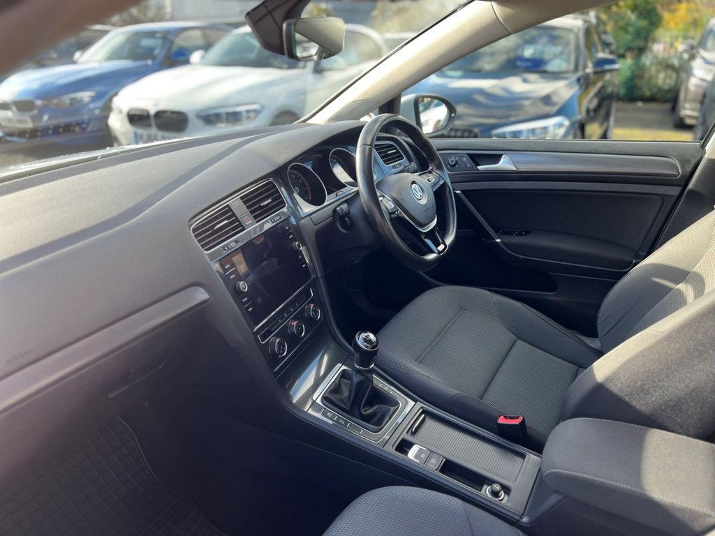 Used Volkswagen Golf 2017 for sale - 76356763: Photo 22