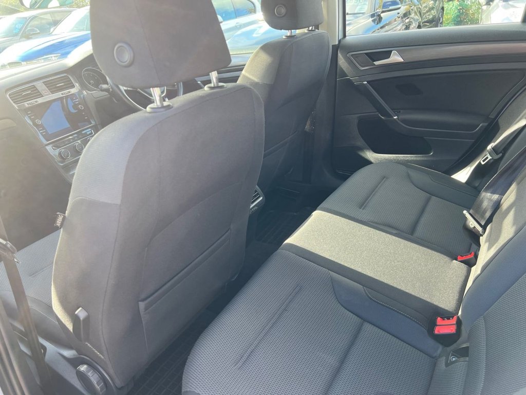 Used Volkswagen Golf 2017 for sale - 76356763: Photo 23