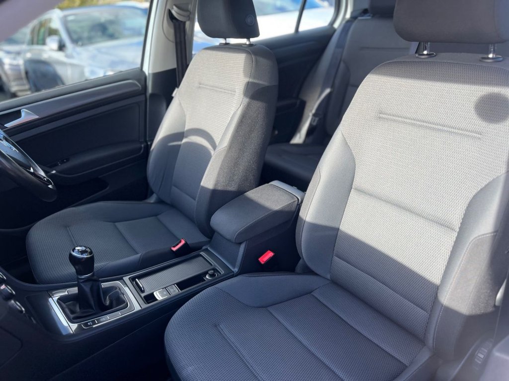 Used Volkswagen Golf 2017 for sale - 76356763: Photo 28