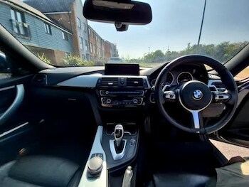 Used BMW 3 Series 2017 for sale - 75642359: Photo