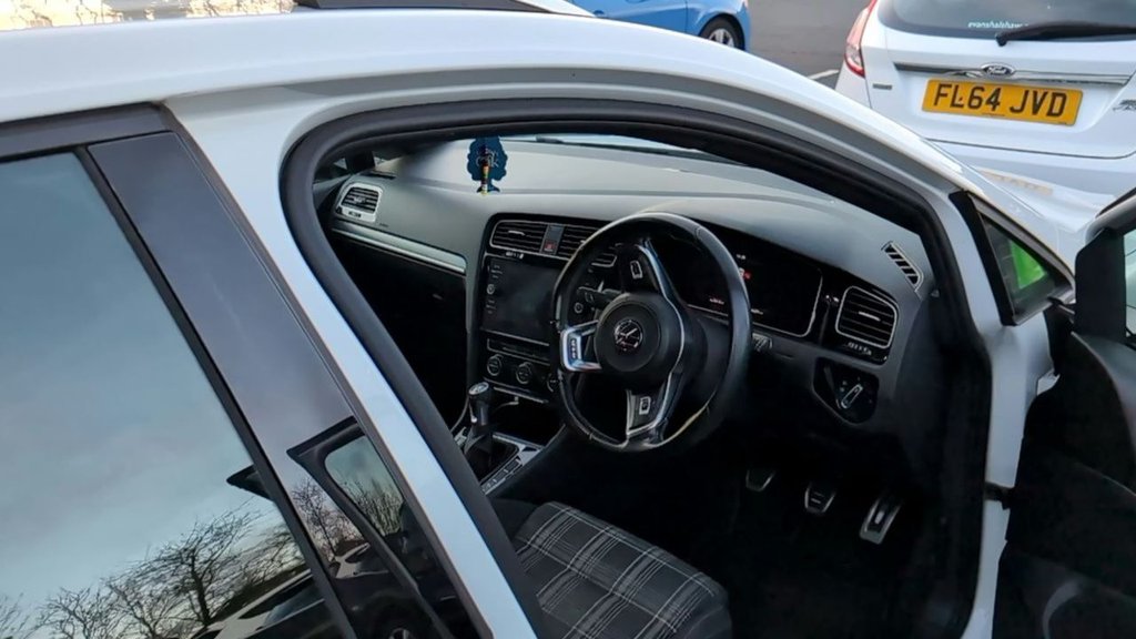 Used Volkswagen Golf 2019 for sale - 77200450: Photo 4