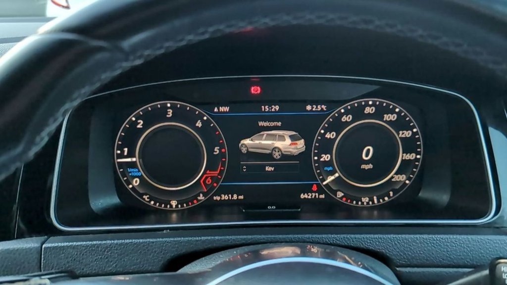 Used Volkswagen Golf 2019 for sale - 77200450: Photo 5