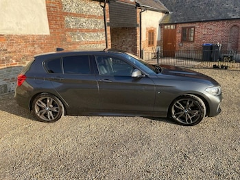 Used BMW 1 Series 2015 for sale - 77139840: Photo