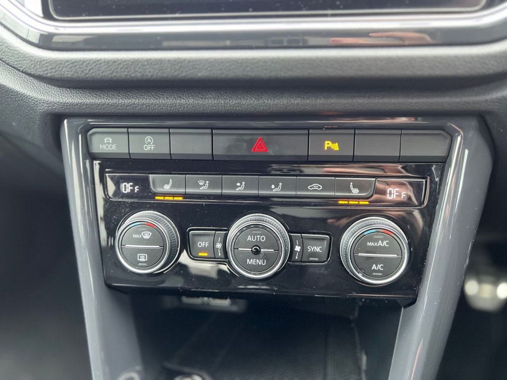 Used Volkswagen T-Roc 2018 for sale - 77680618: Photo 11