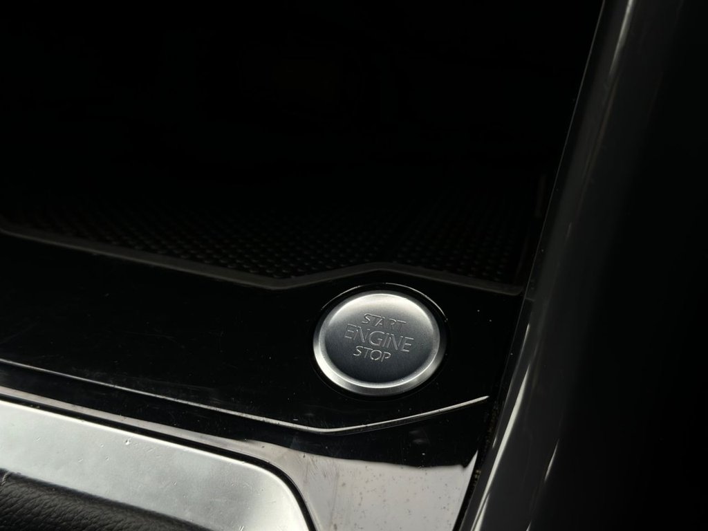 Used Volkswagen T-Roc 2018 for sale - 77680618: Photo 21