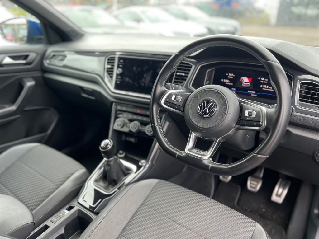 Used Volkswagen T-Roc 2018 for sale - 77680618: Photo 6