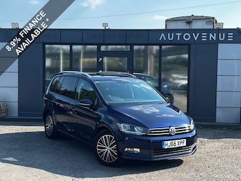 Used Volkswagen Touran 2016 for sale - 79276116: Photo