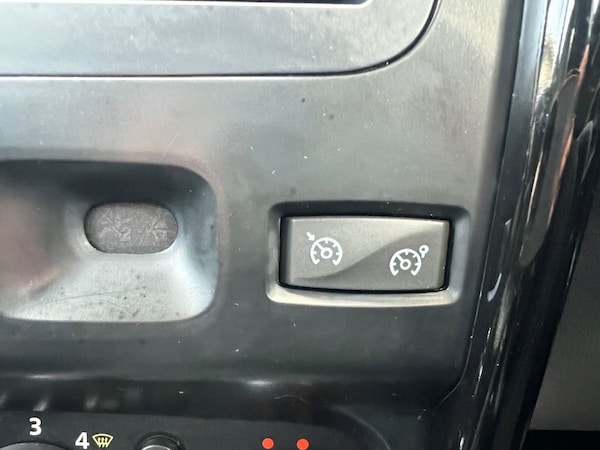 Used Dacia Duster 2015 for sale - 76317202: Photo 15