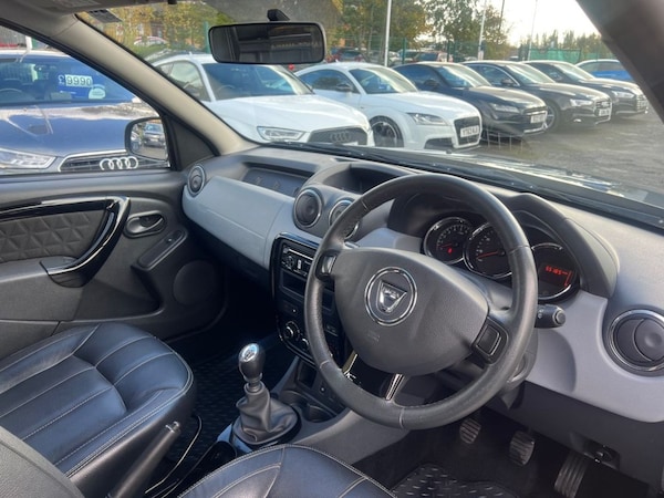 Used Dacia Duster 2015 for sale - 76317202: Photo 6