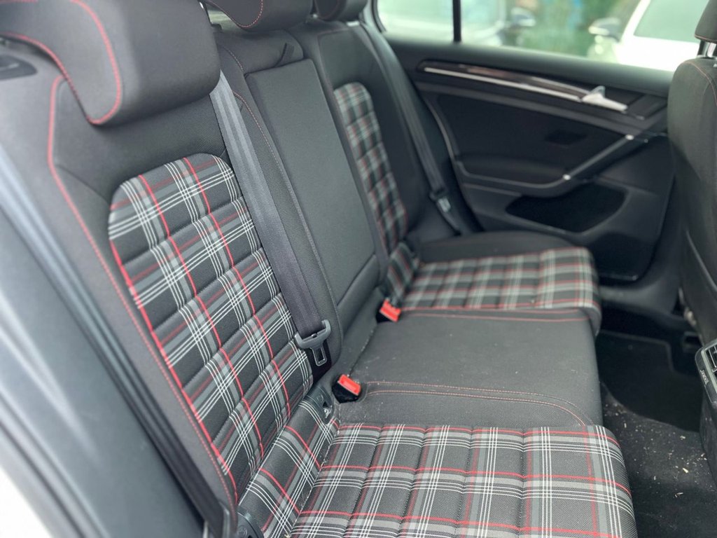 Used Volkswagen Golf 2016 for sale - 77571641: Photo 16