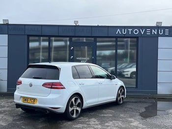 Used Volkswagen Golf 2016 for sale - 77571641: Photo