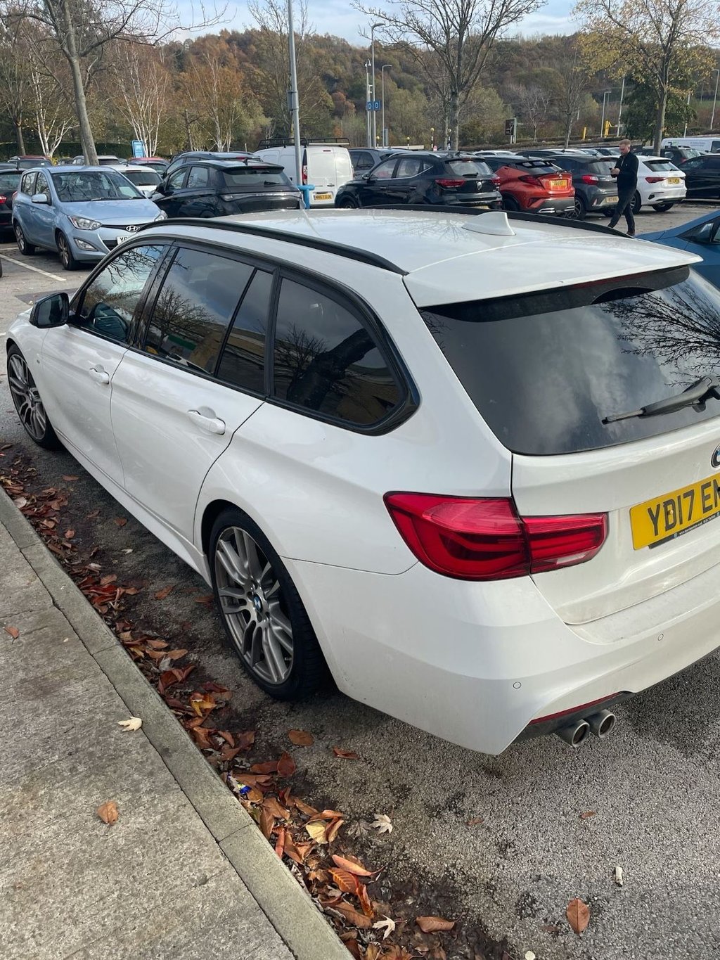 Used BMW 3 Series 2017 for sale - 76604803: Photo 2