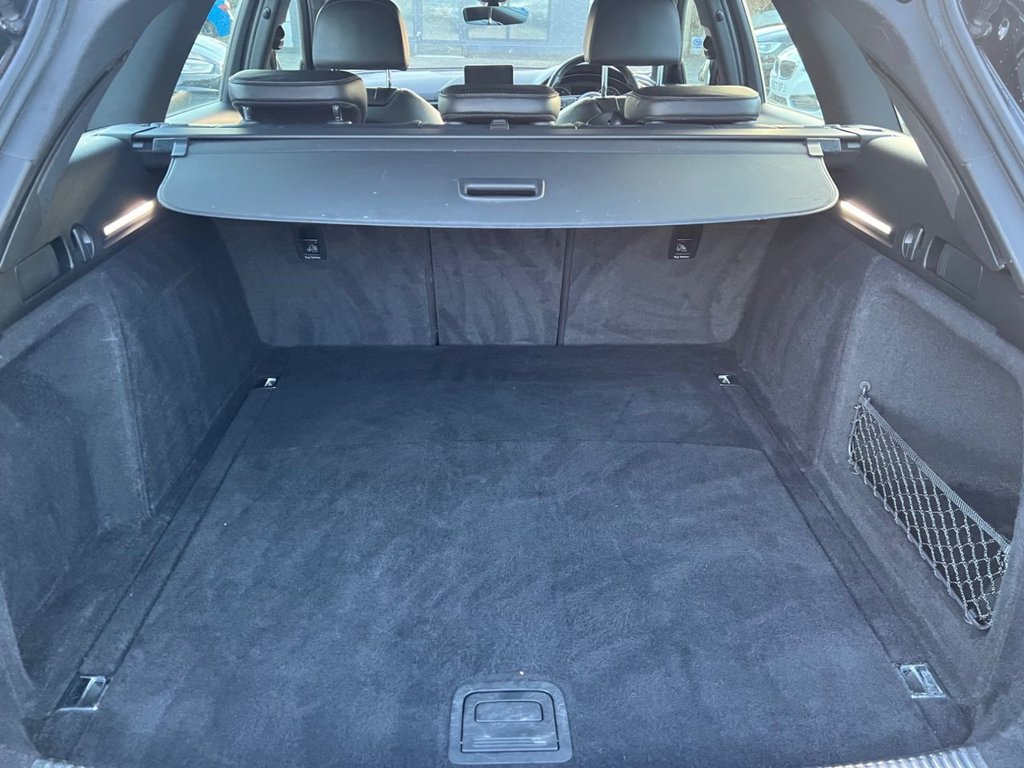 Used Audi A4 Avant 2017 for sale - 76570272: Photo 24