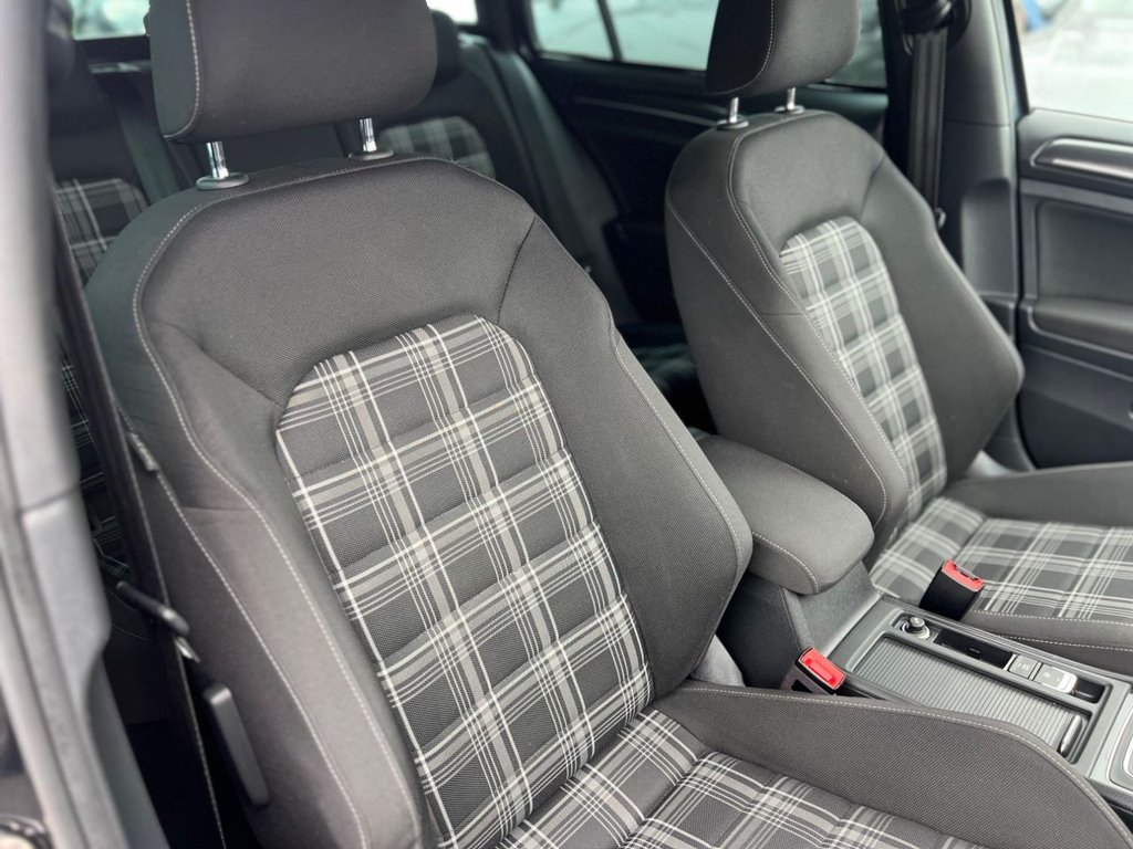 Used Volkswagen Golf 2018 for sale - 78124005: Photo 15