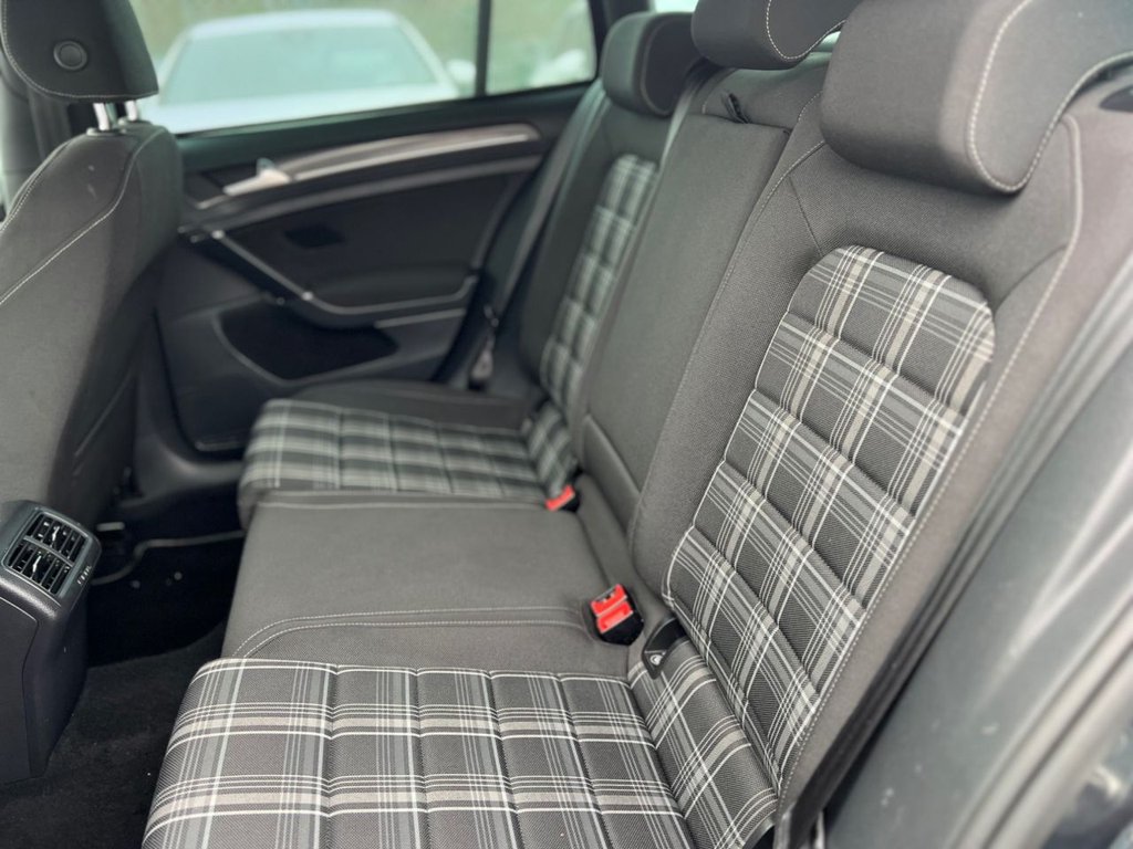 Used Volkswagen Golf 2018 for sale - 78124005: Photo 27