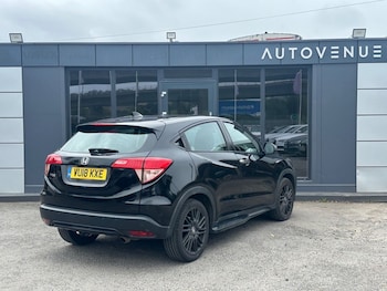 Used Honda HR-V 2018 for sale - 75515856: Photo