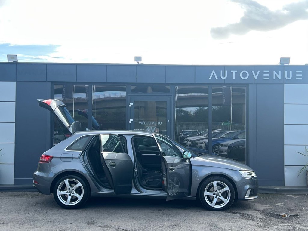 Used Audi A3 2018 for sale - 76356857: Photo 32