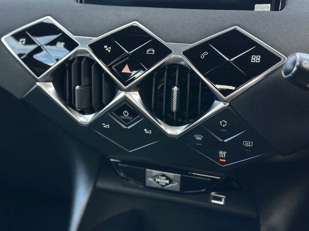 Used DS Automobiles DS 3 Crossback 2020 for sale - 76356393: Photo 19