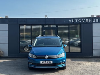 Used Volkswagen Touran 2018 for sale - 79275984: Photo