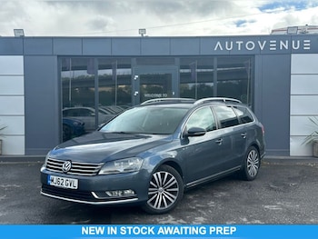 Volkswagen - Passat