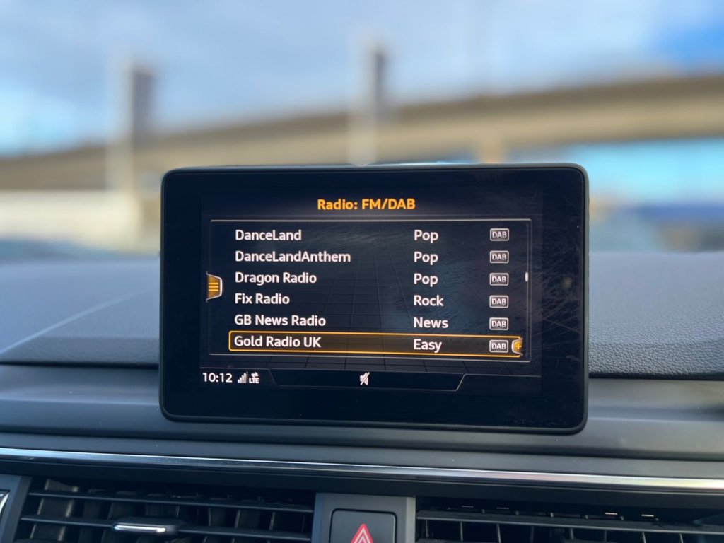 Used Audi A4 Avant 2017 for sale - 77121809: Photo 12