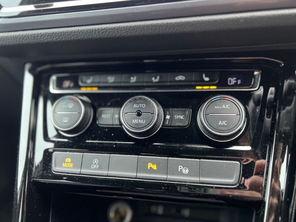 Used Volkswagen Touran 2016 for sale - 77153796: Photo 17