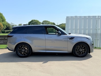 Used Land Rover Range Rover Sport 2023 for sale - 75573043: Photo