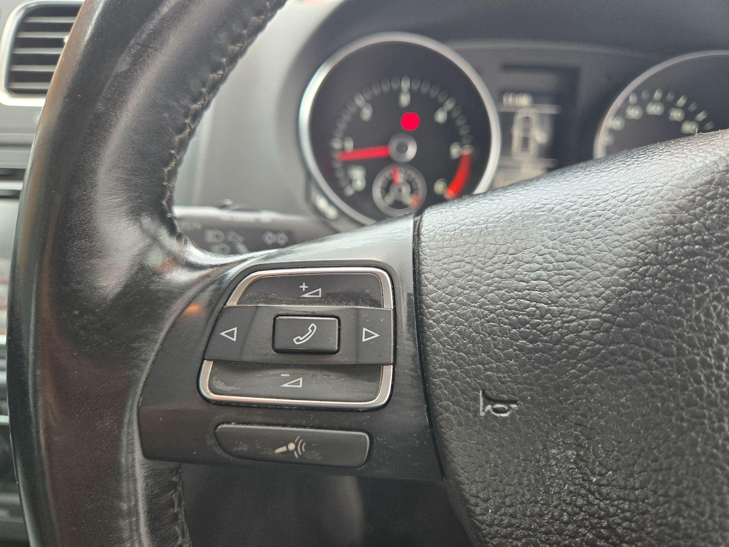 Used Volkswagen Golf 2011 for sale - 76377958: Photo 25