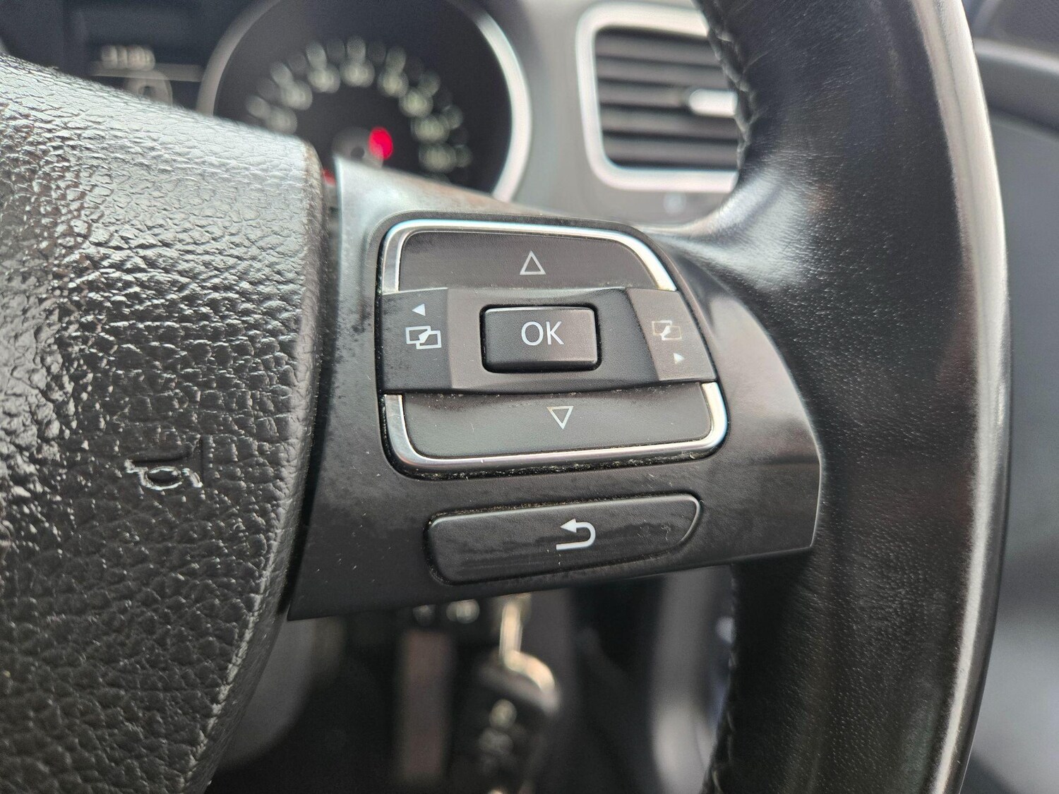 Used Volkswagen Golf 2011 for sale - 76377958: Photo 26