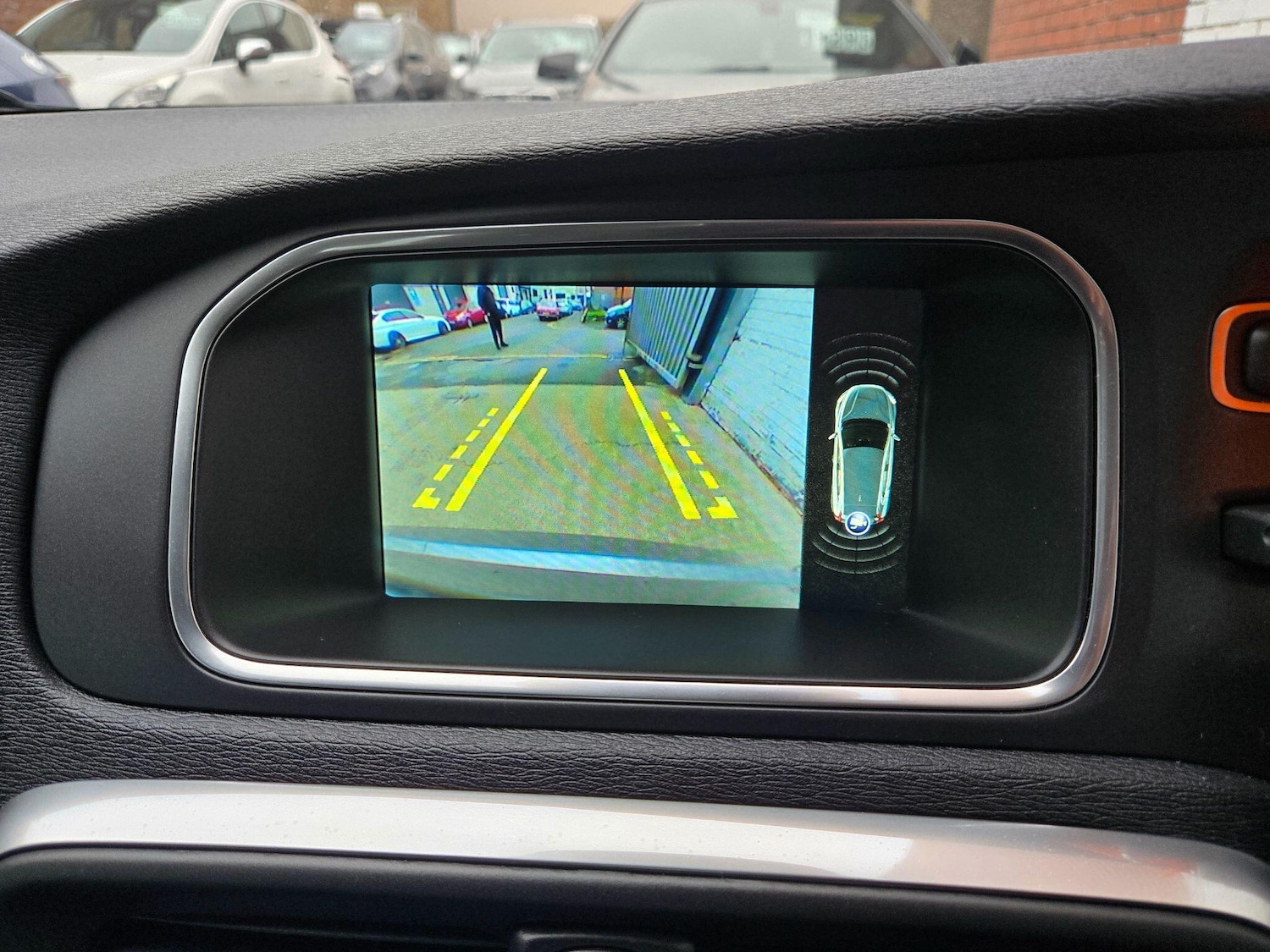 Used Volvo V40 2016 for sale - 77799260: Photo 25