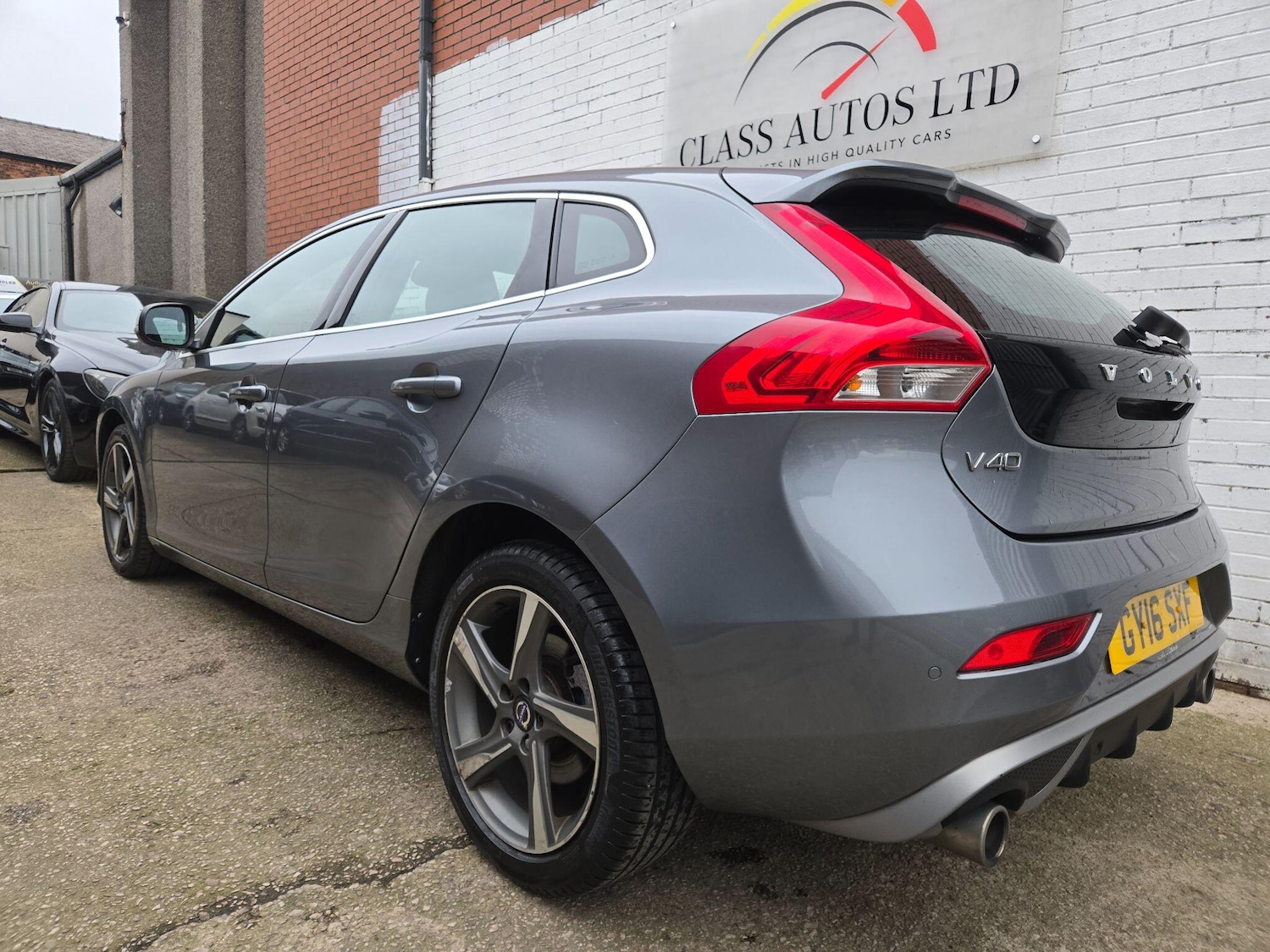 Used Volvo V40 2016 for sale - 77799260: Photo 5