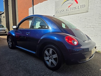 Used Volkswagen Beetle 2006 for sale - 75225204: Photo