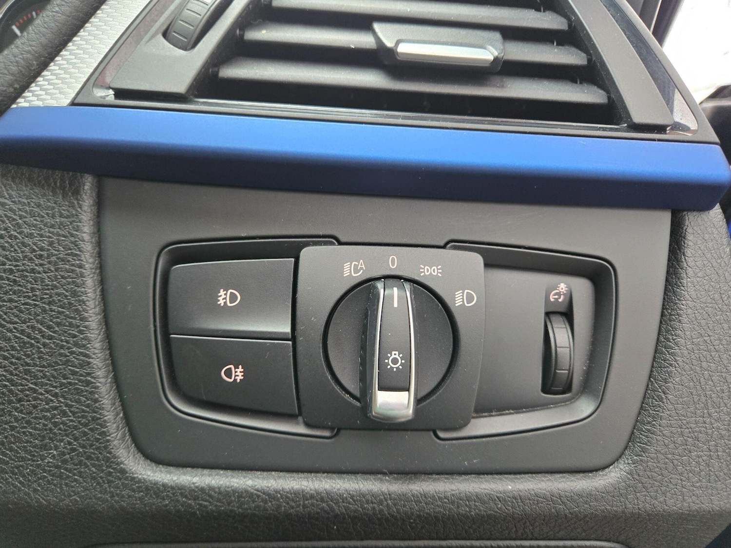 Used BMW 3 Series 2015 for sale - 76226577: Photo 17